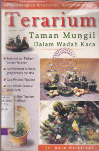 Terarium Tanaman Mungil Dalam Wadah Kaca